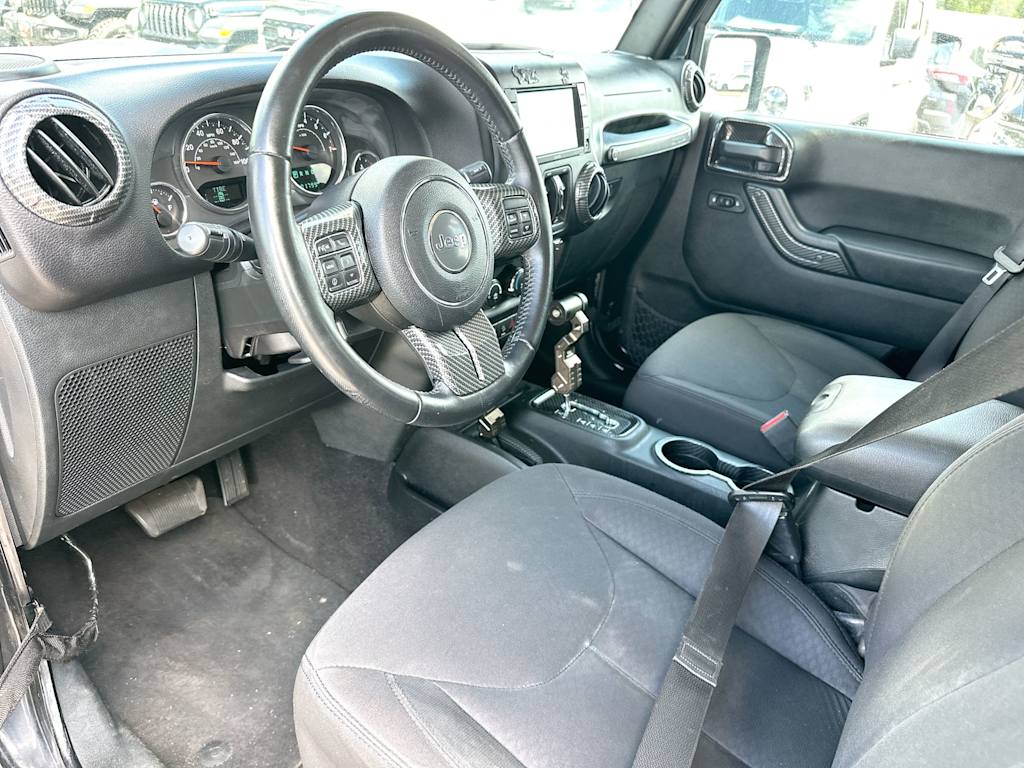 Thumbnail: 2017 Jeep Wrangler - 2