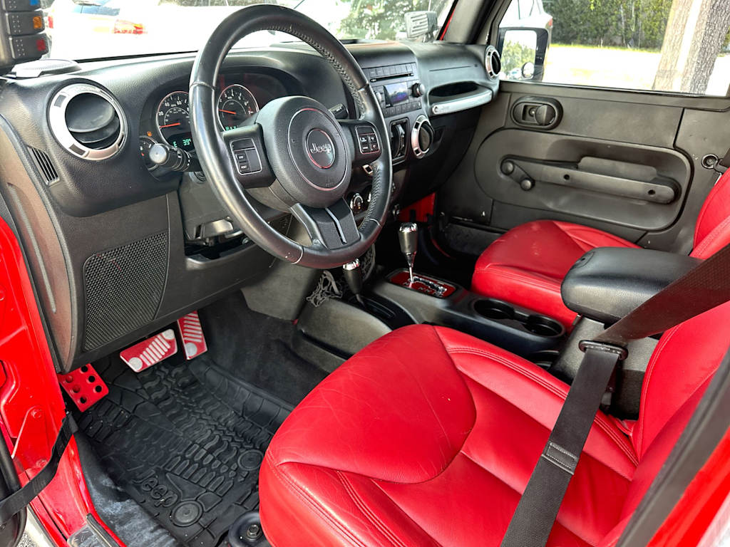 Thumbnail: 2017 Jeep Wrangler - 2