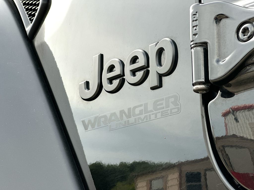 Thumbnail: 2022 Jeep Wrangler - 7