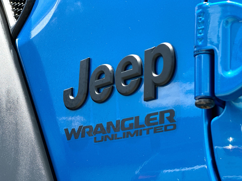 Thumbnail: 2022 Jeep Wrangler - 7
