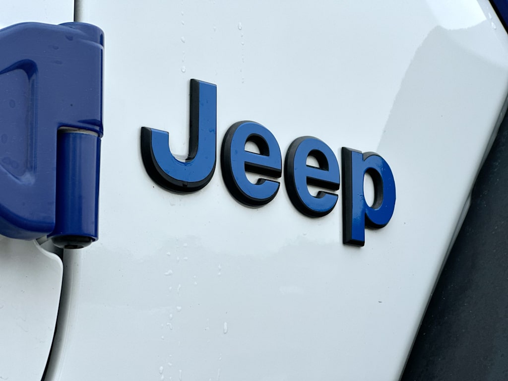 Thumbnail: 2023 Jeep Wrangler - 7