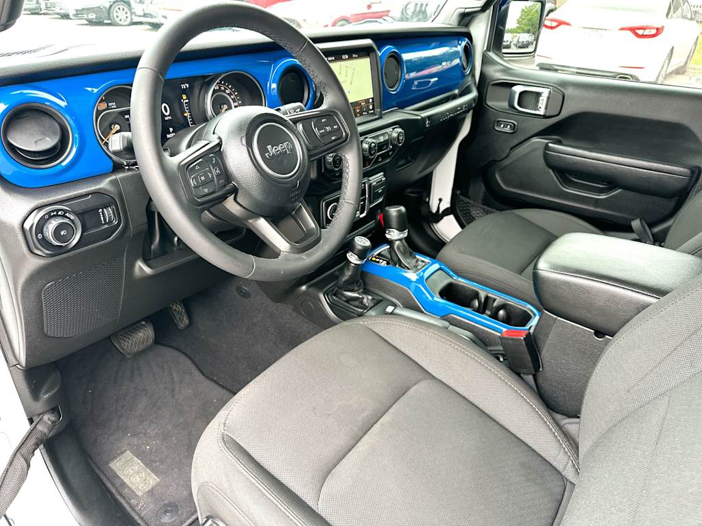 Thumbnail: 2023 Jeep Wrangler - 9