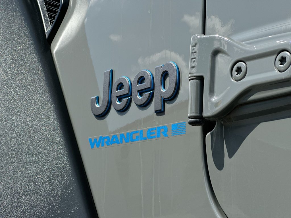 Thumbnail: 2023 Jeep Wrangler - 7