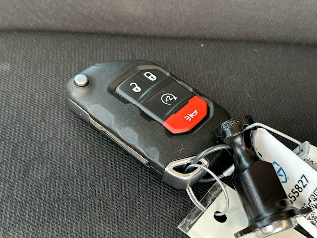 Thumbnail: 2023 Jeep Wrangler - 18