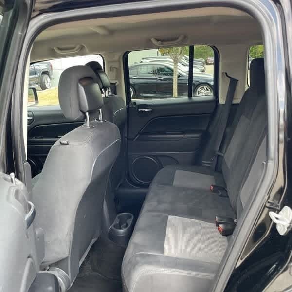 Thumbnail: 2012 Jeep Patriot - 6