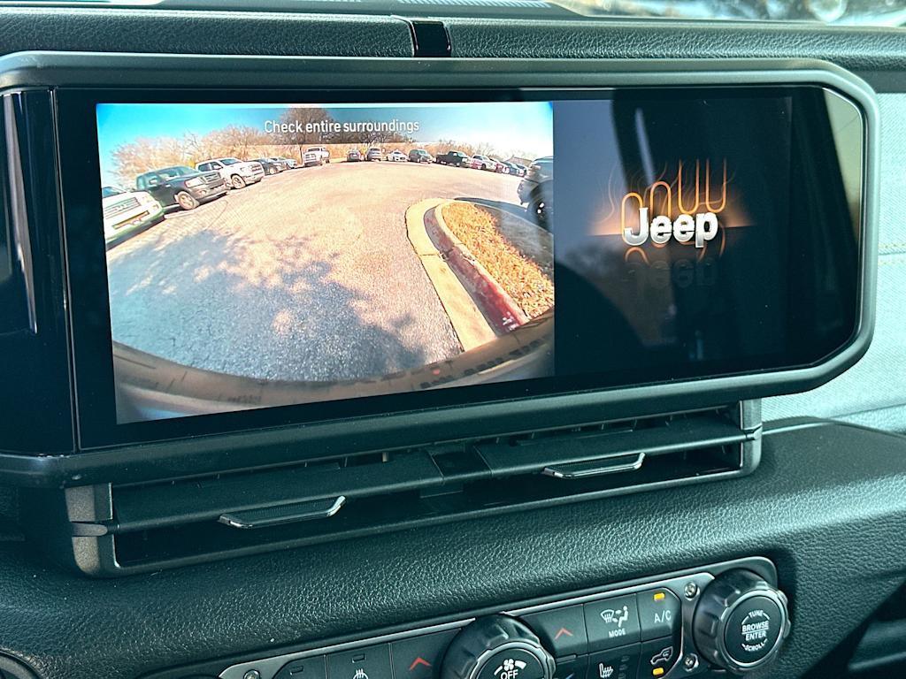 Thumbnail: 2026 Jeep Wrangler - 14