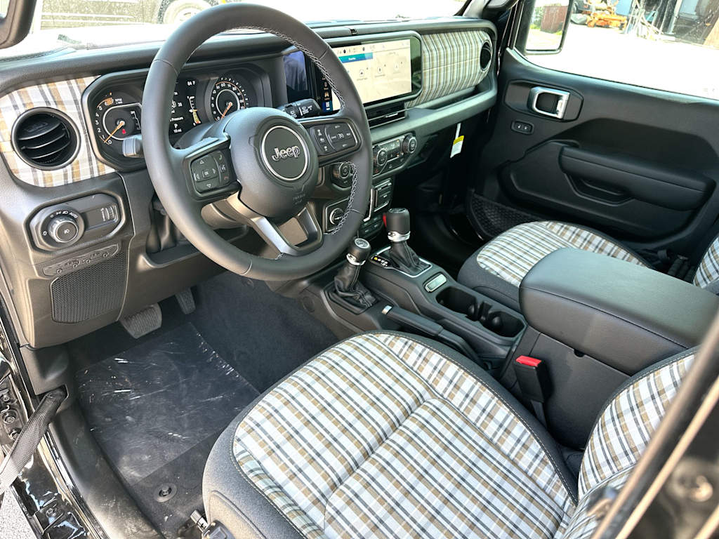 Thumbnail: 2026 Jeep Wrangler - 2