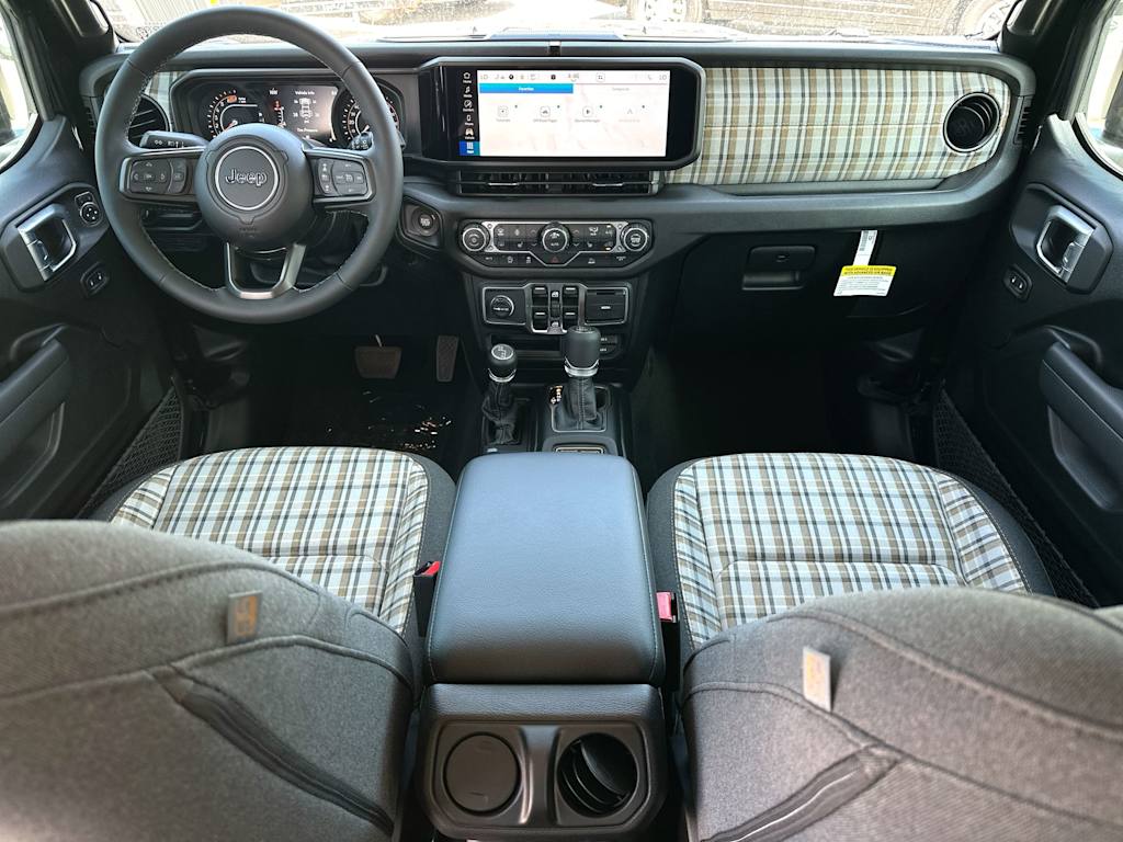 Thumbnail: 2026 Jeep Wrangler - 8