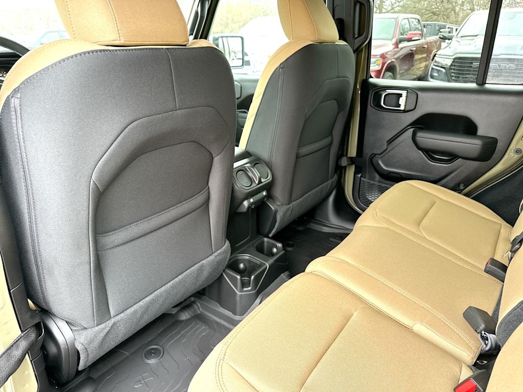Thumbnail: 2026 Jeep Wrangler - 27