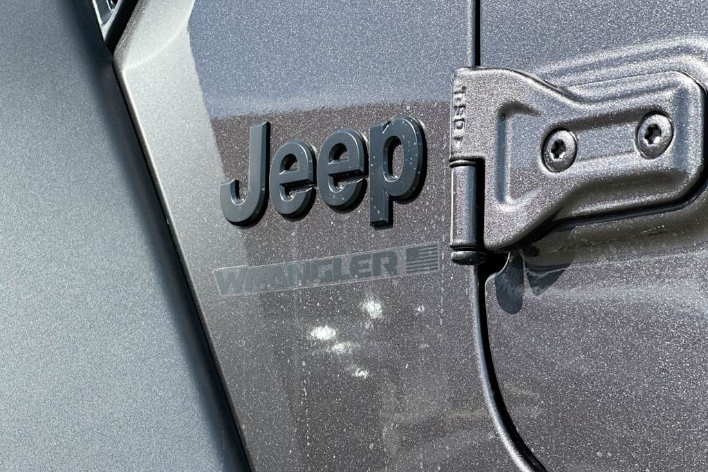 2025 Jeep Wrangler Sport 7