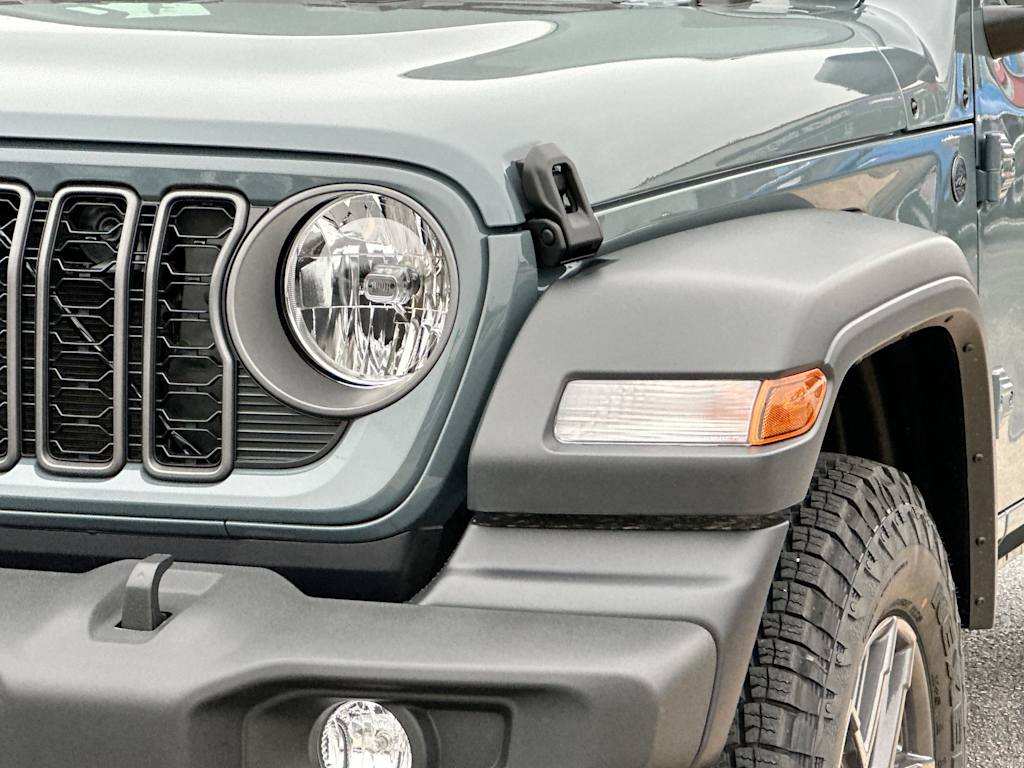 Thumbnail: 2026 Jeep Wrangler - 26