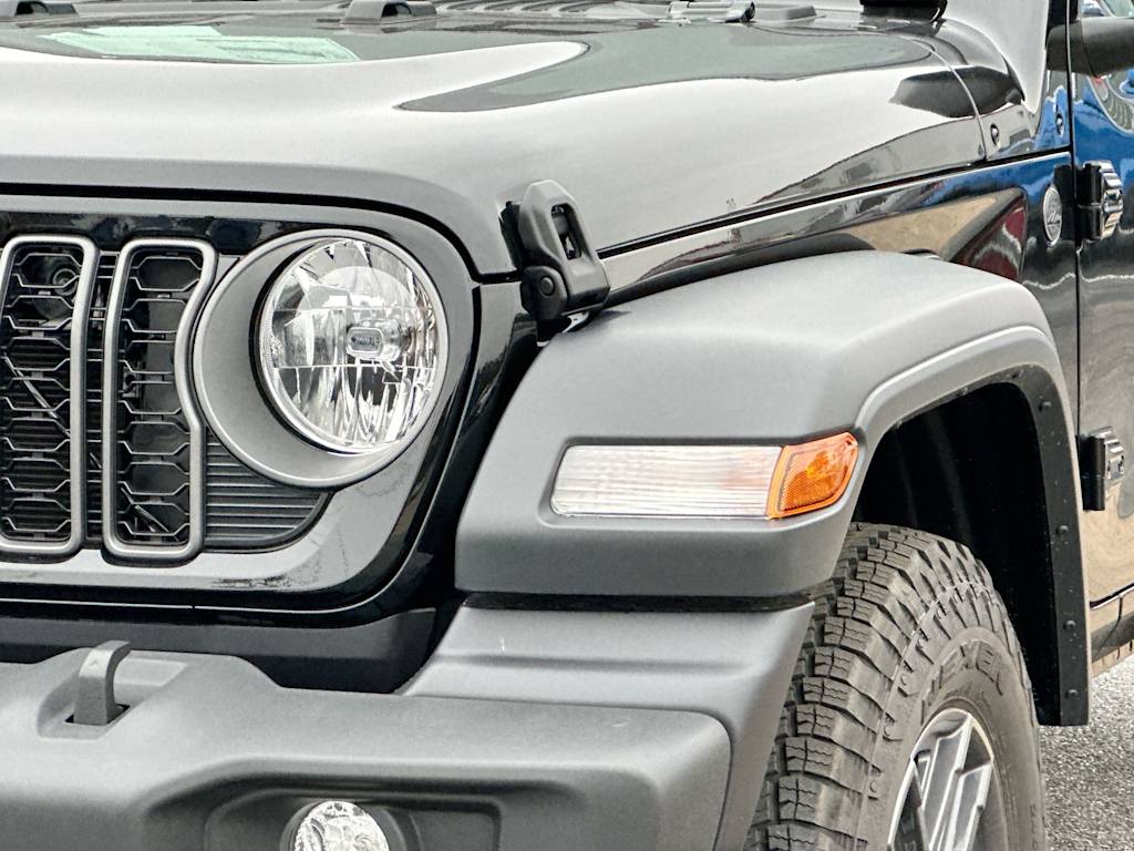 Thumbnail: 2026 Jeep Wrangler - 26