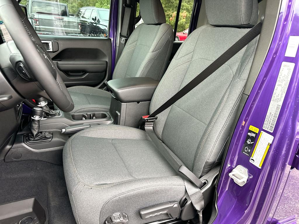Thumbnail: 2026 Jeep Wrangler - 10