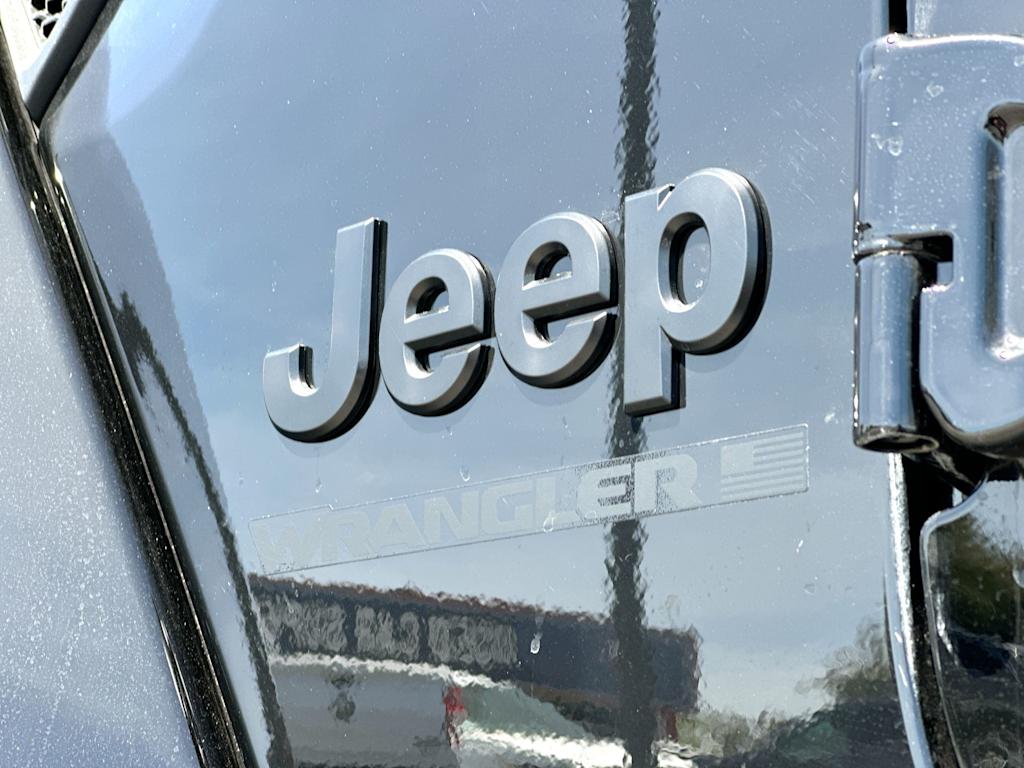Thumbnail: 2026 Jeep Wrangler - 8