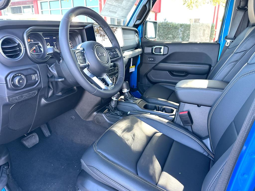 Thumbnail: 2026 Jeep Wrangler - 10