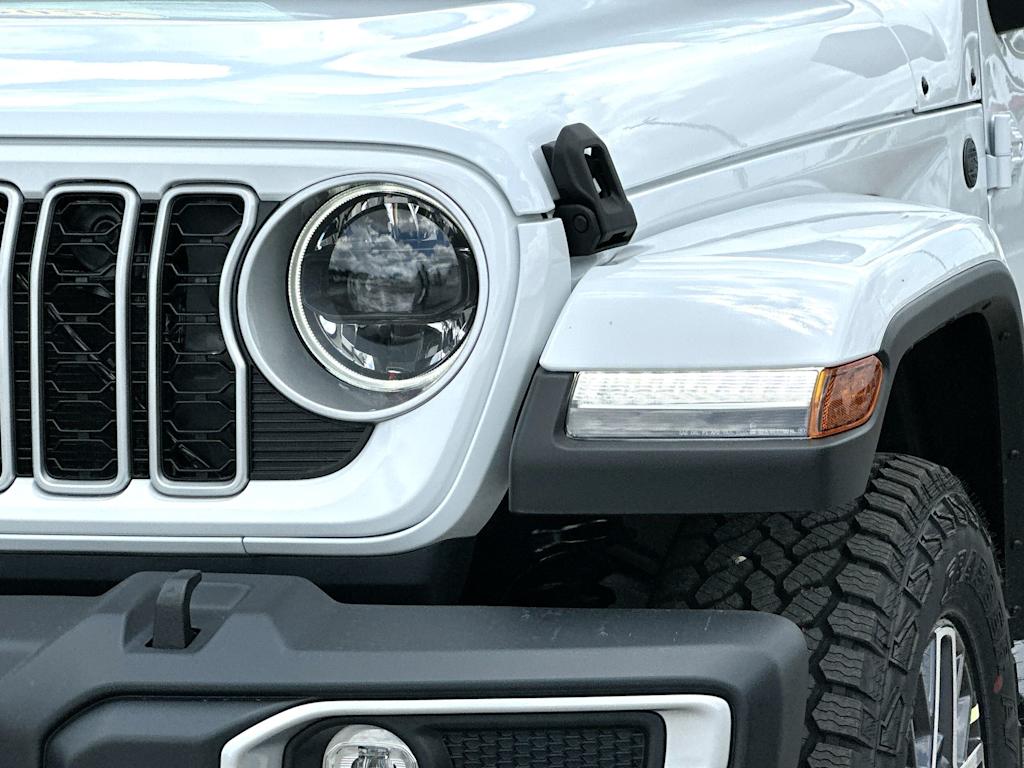 Thumbnail: 2026 Jeep Wrangler - 26