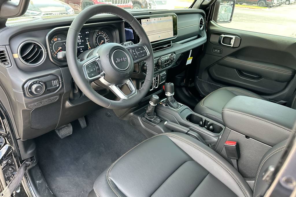 Thumbnail: 2025 Jeep Wrangler - 2