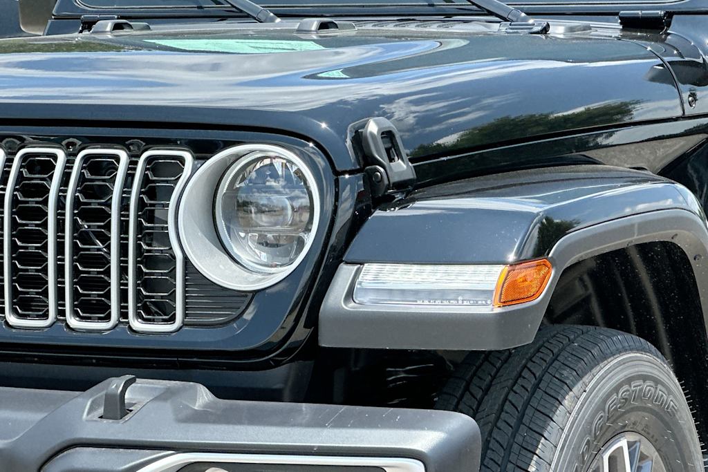 Thumbnail: 2025 Jeep Wrangler - 26