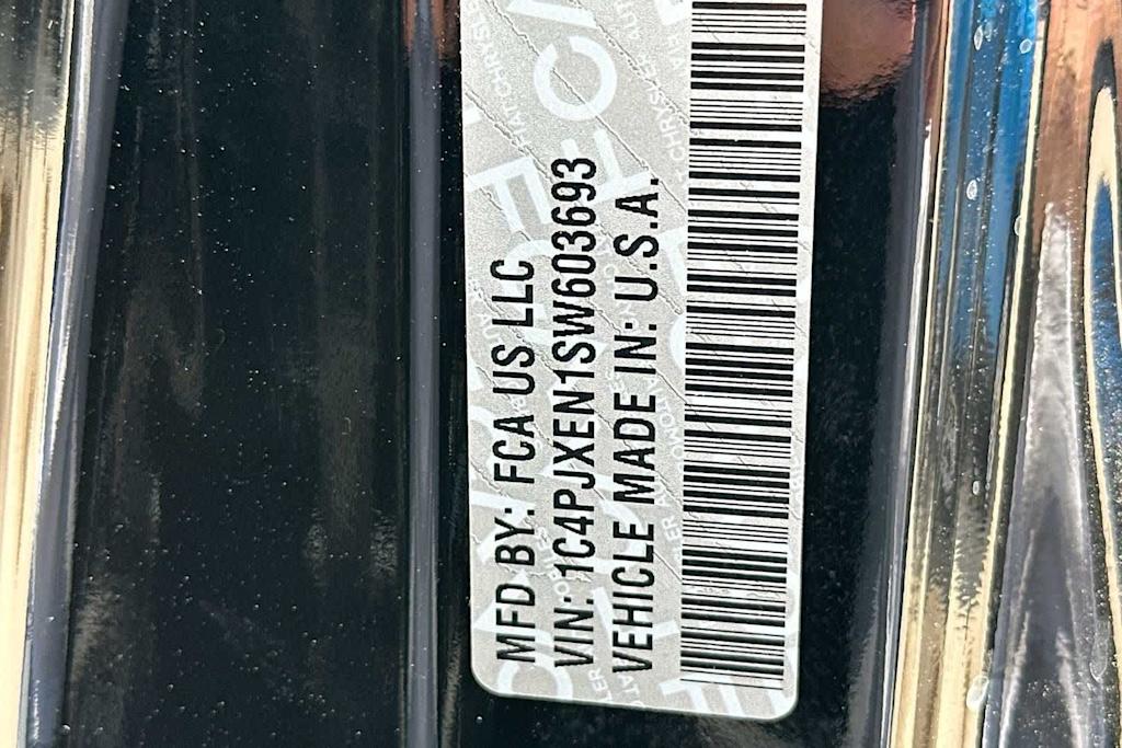 Thumbnail: 2025 Jeep Wrangler - 17