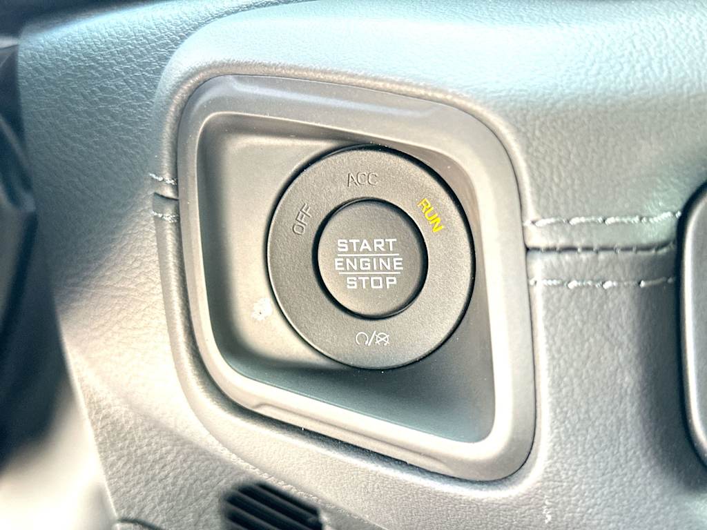 Thumbnail: 2026 Jeep Wrangler - 28