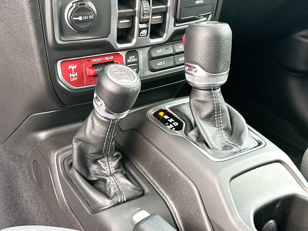 Thumbnail: 2026 Jeep Wrangler - 14