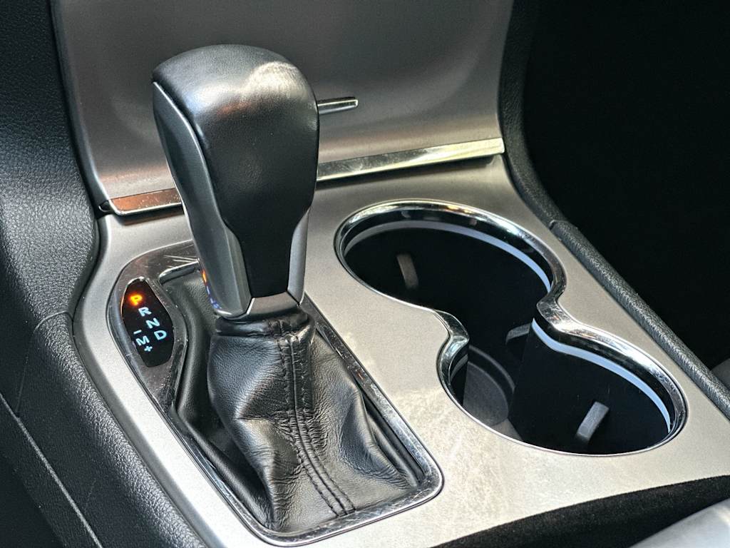 Thumbnail: 2020 Jeep Grand Cherokee - 14