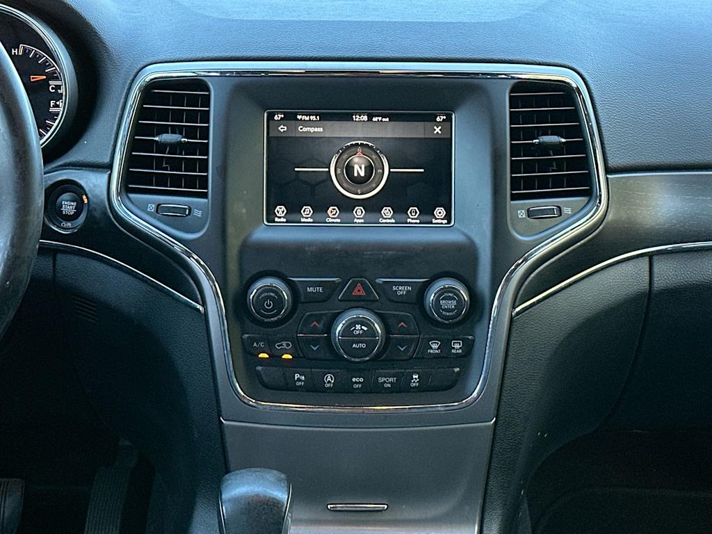 Thumbnail: 2018 Jeep Grand Cherokee - 13