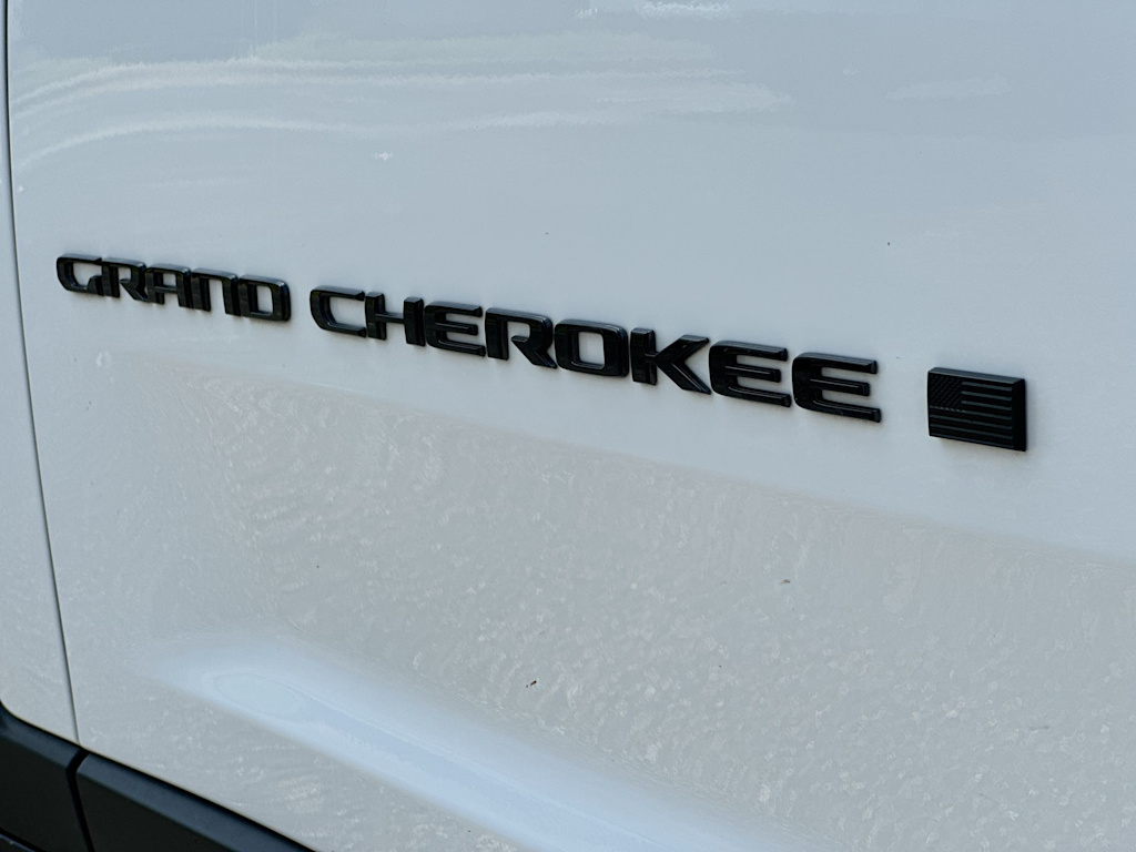 Thumbnail: 2025 Jeep Grand Cherokee - 7