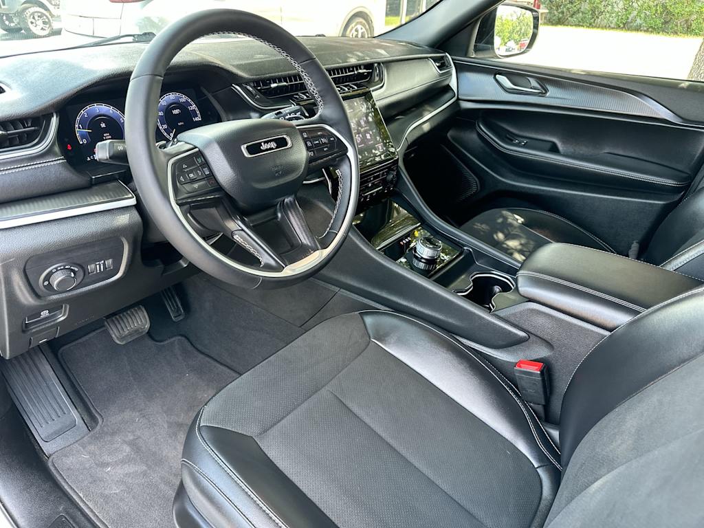 Thumbnail: 2025 Jeep Grand Cherokee - 2