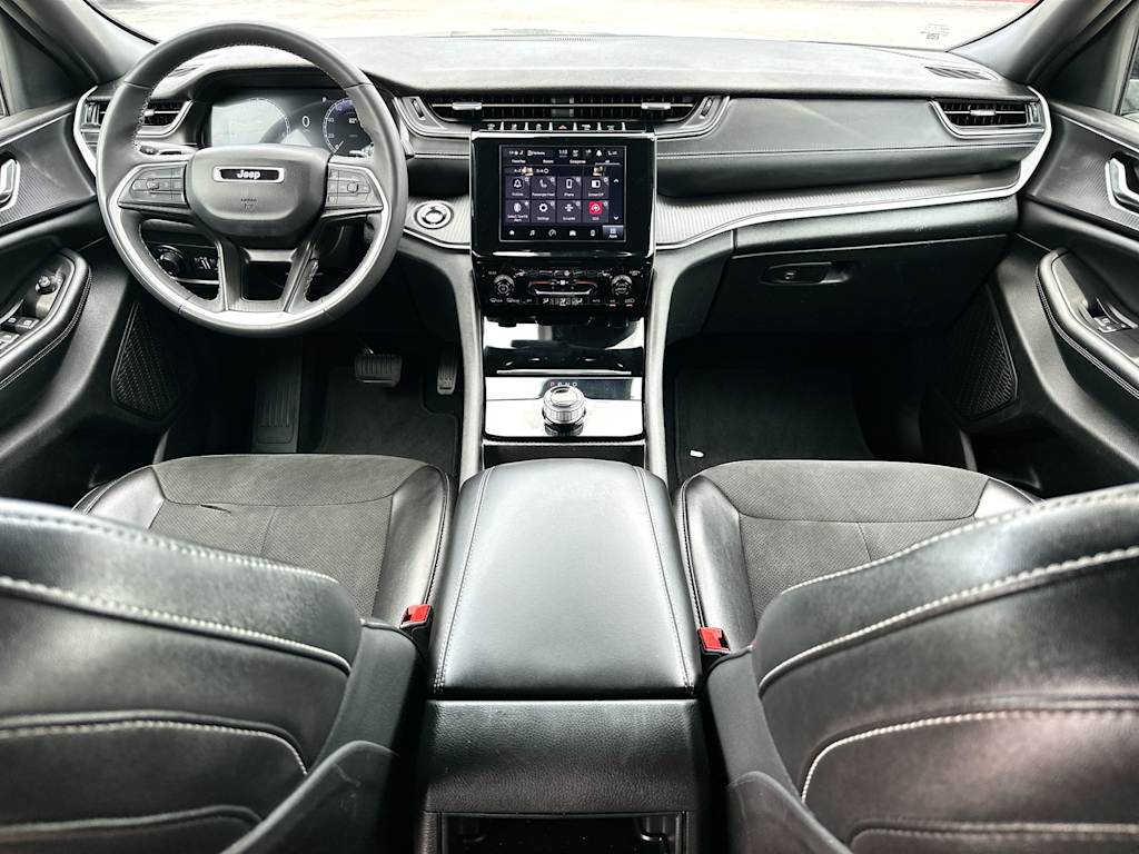 Thumbnail: 2024 Jeep Grand Cherokee - 9