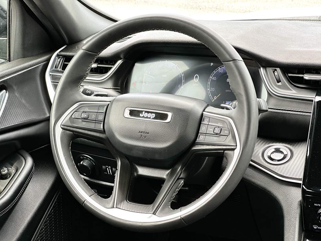 Thumbnail: 2024 Jeep Grand Cherokee - 12
