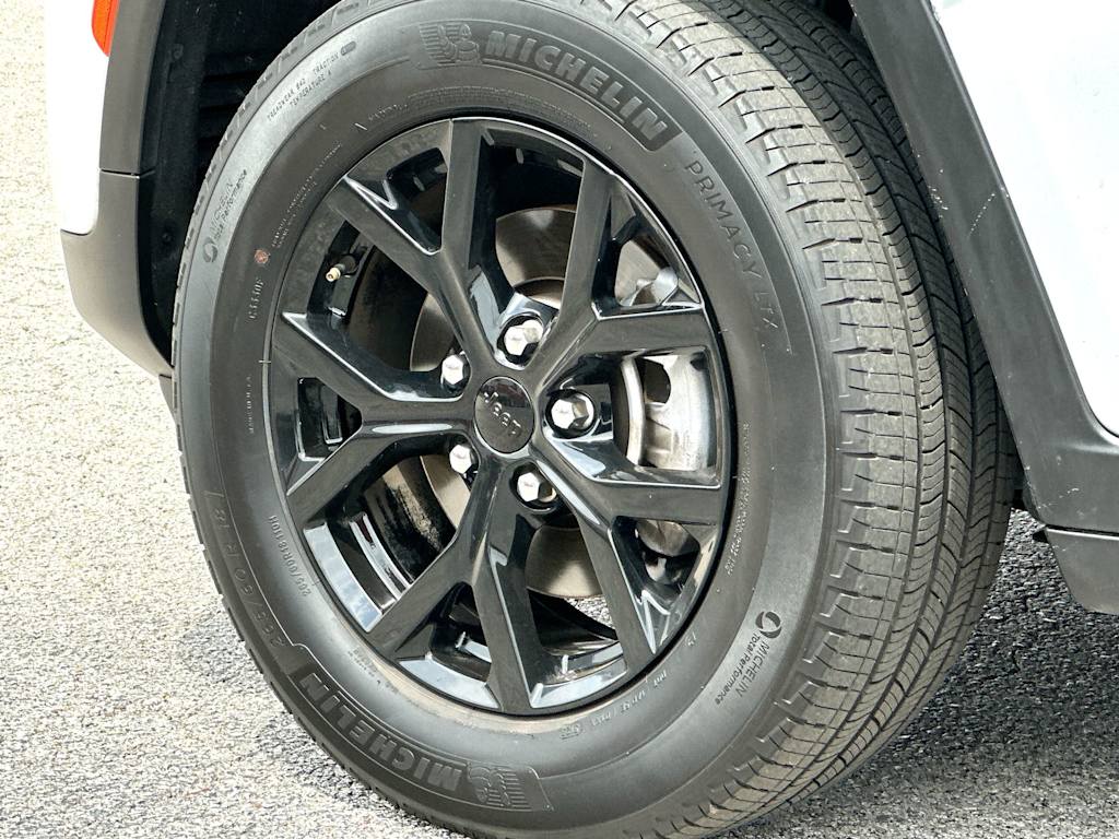 Thumbnail: 2024 Jeep Grand Cherokee - 8