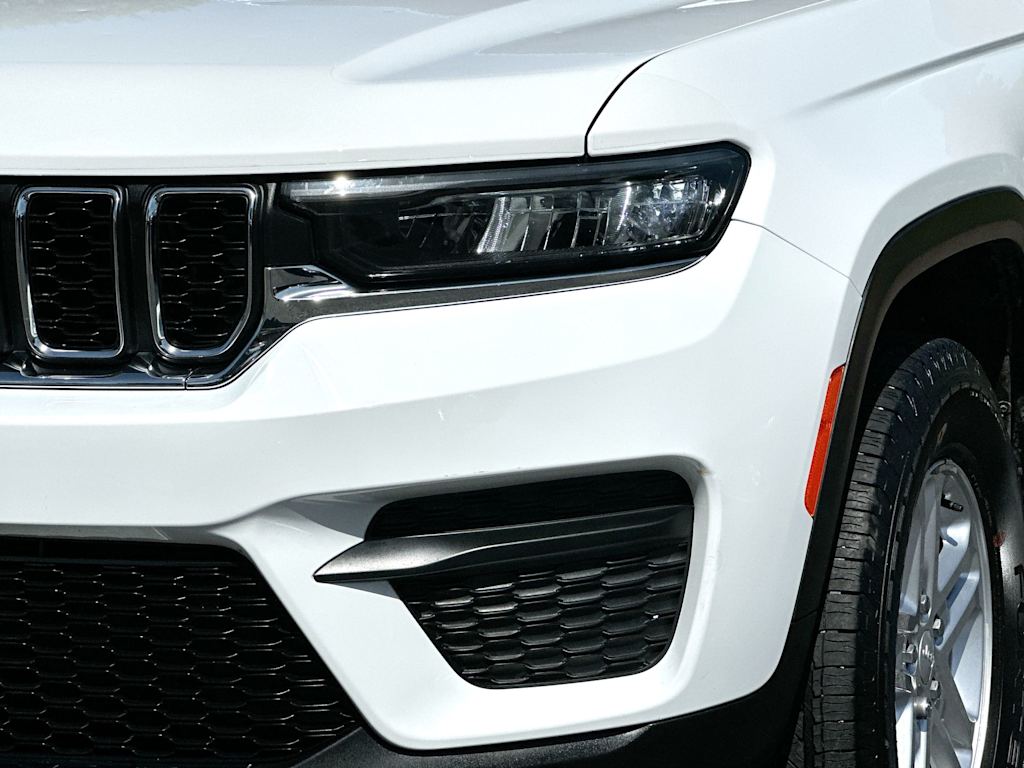 Thumbnail: 2025 Jeep Grand Cherokee - 26