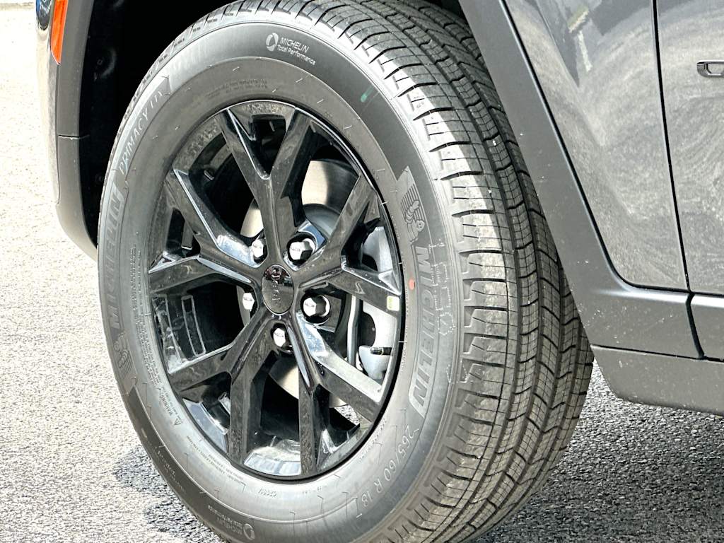 Thumbnail: 2026 Jeep Grand Cherokee - 8