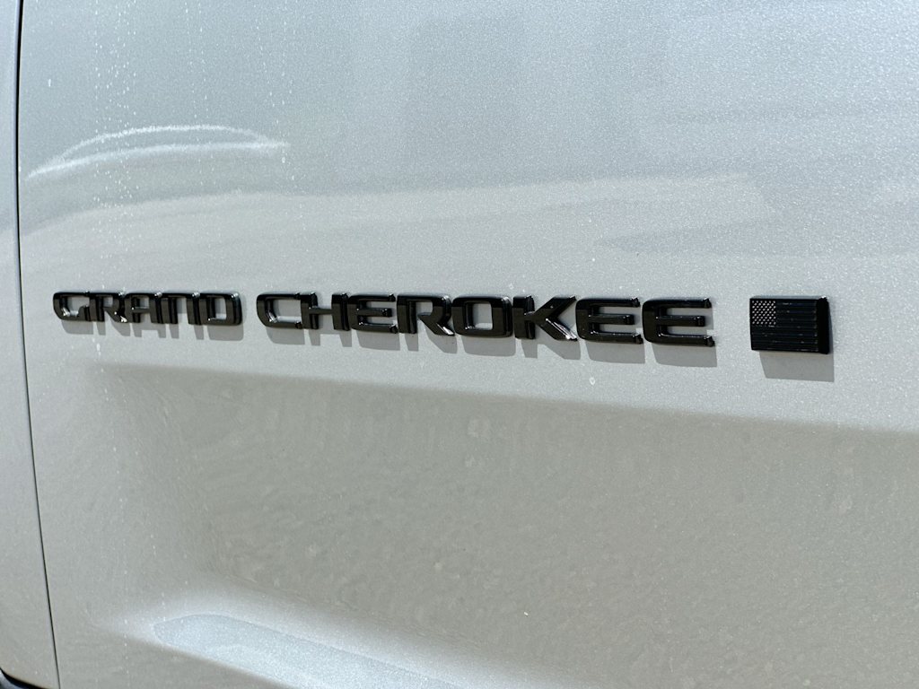 Thumbnail: 2026 Jeep Grand Cherokee - 7