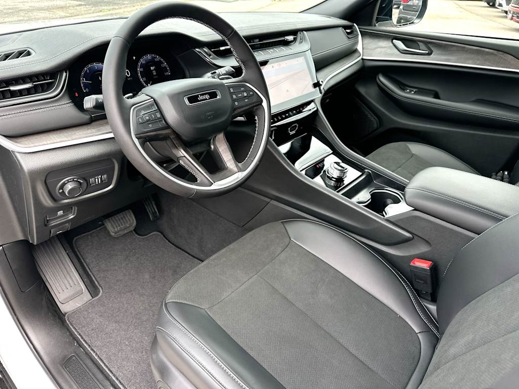 Thumbnail: 2026 Jeep Grand Cherokee - 2