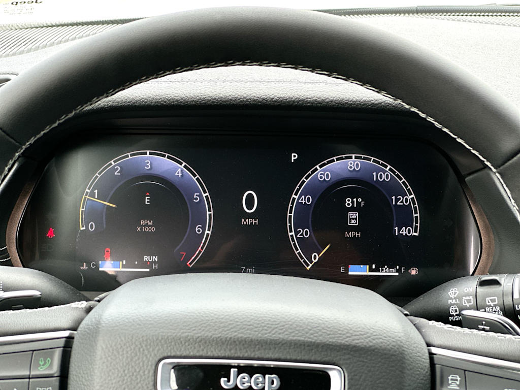 Thumbnail: 2026 Jeep Grand Cherokee - 14
