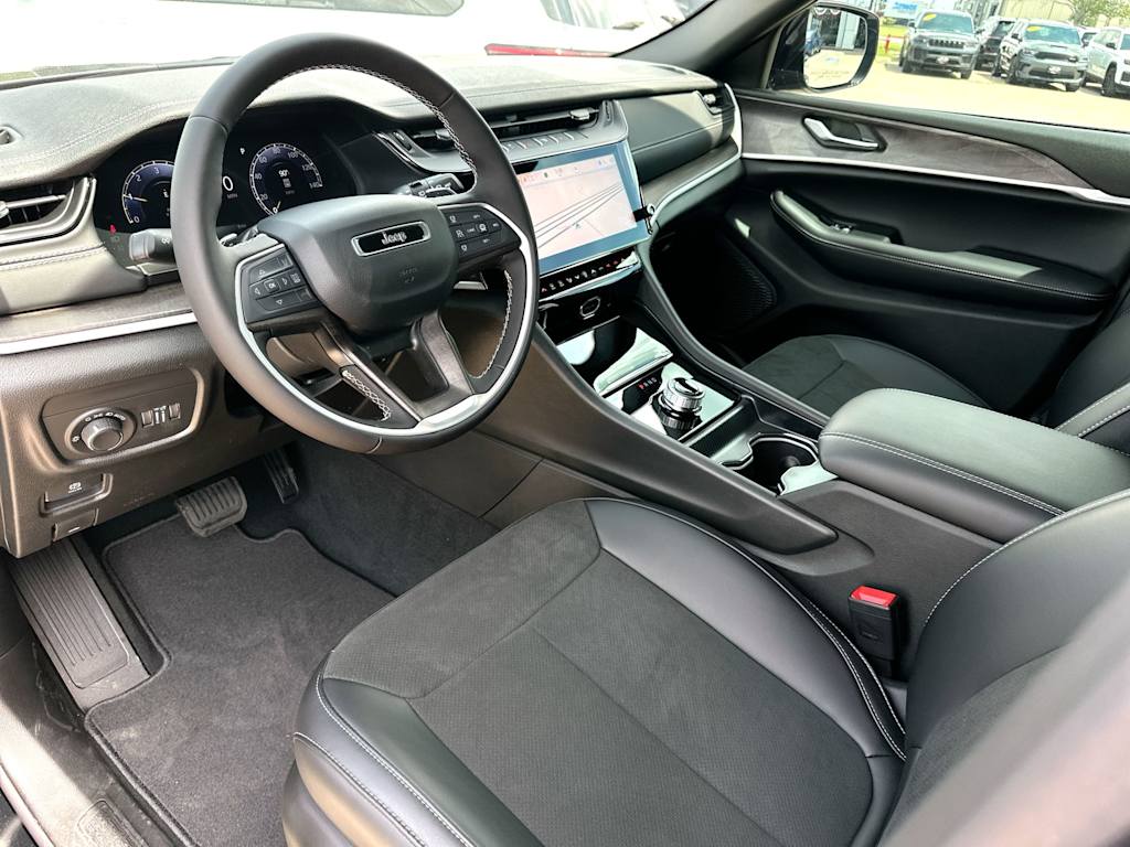 Thumbnail: 2026 Jeep Grand Cherokee - 2