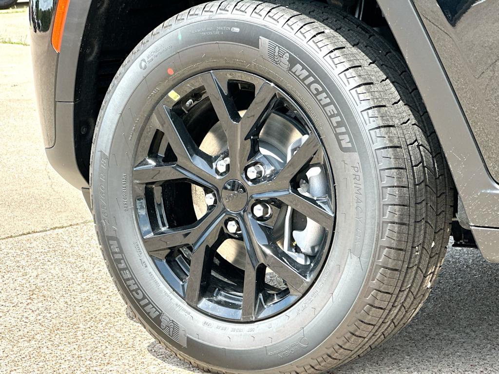 Thumbnail: 2026 Jeep Grand Cherokee - 8