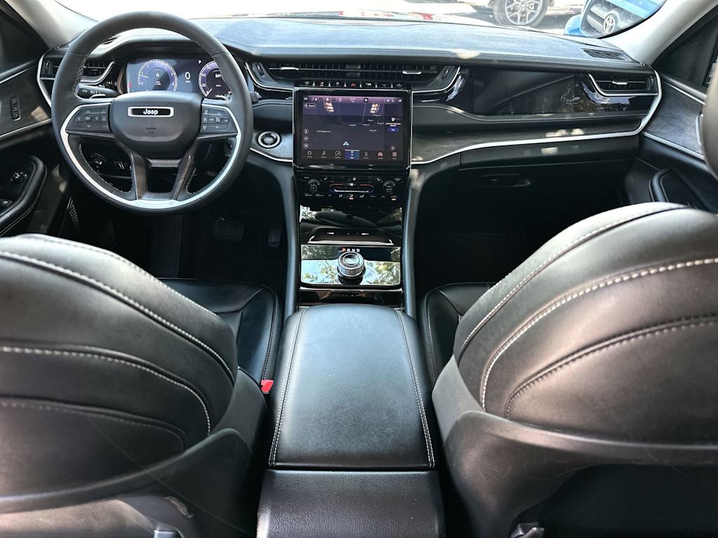 Thumbnail: 2023 Jeep Grand Cherokee - 9