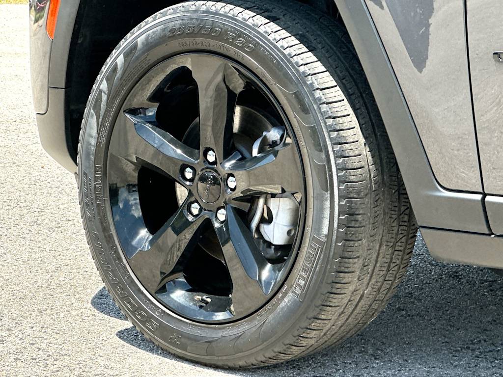 Thumbnail: 2023 Jeep Grand Cherokee - 8