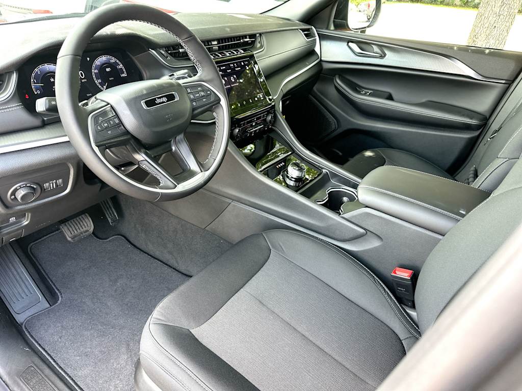 Thumbnail: 2026 Jeep Grand Cherokee - 2