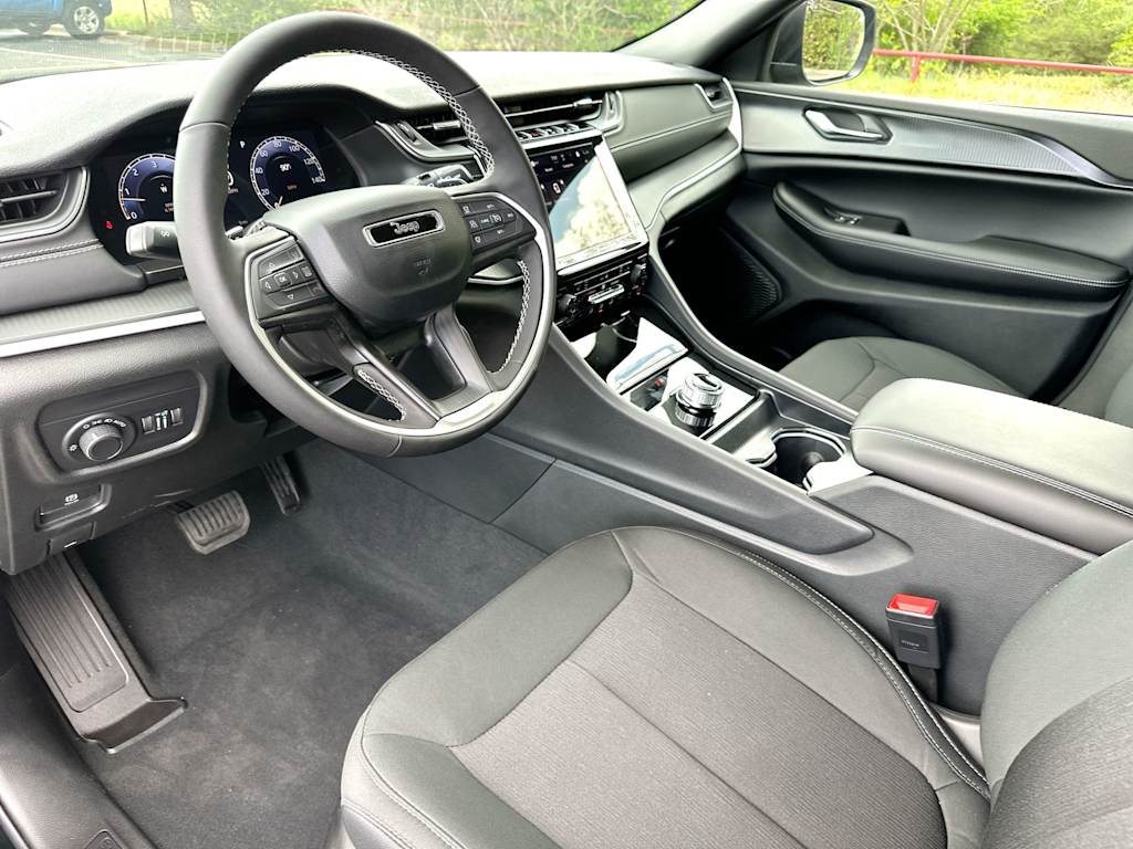 Thumbnail: 2026 Jeep Grand Cherokee - 2