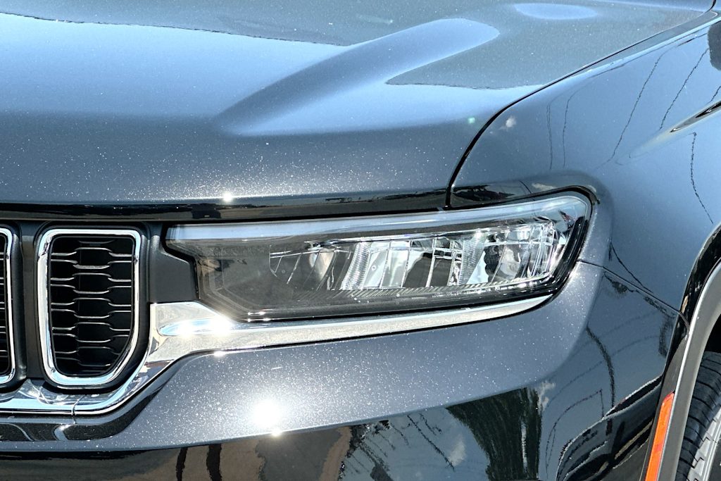 Thumbnail: 2026 Jeep Grand Cherokee - 26