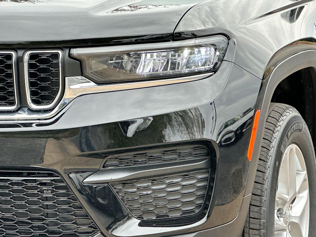 Thumbnail: 2025 Jeep Grand Cherokee - 25