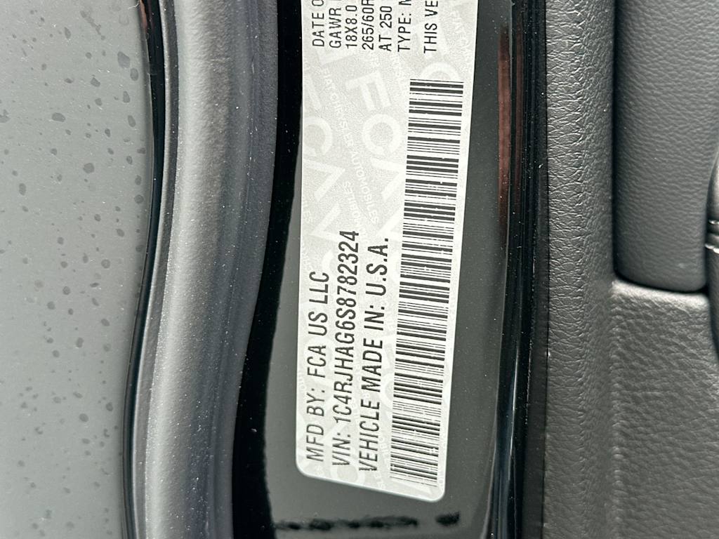 Thumbnail: 2025 Jeep Grand Cherokee - 16