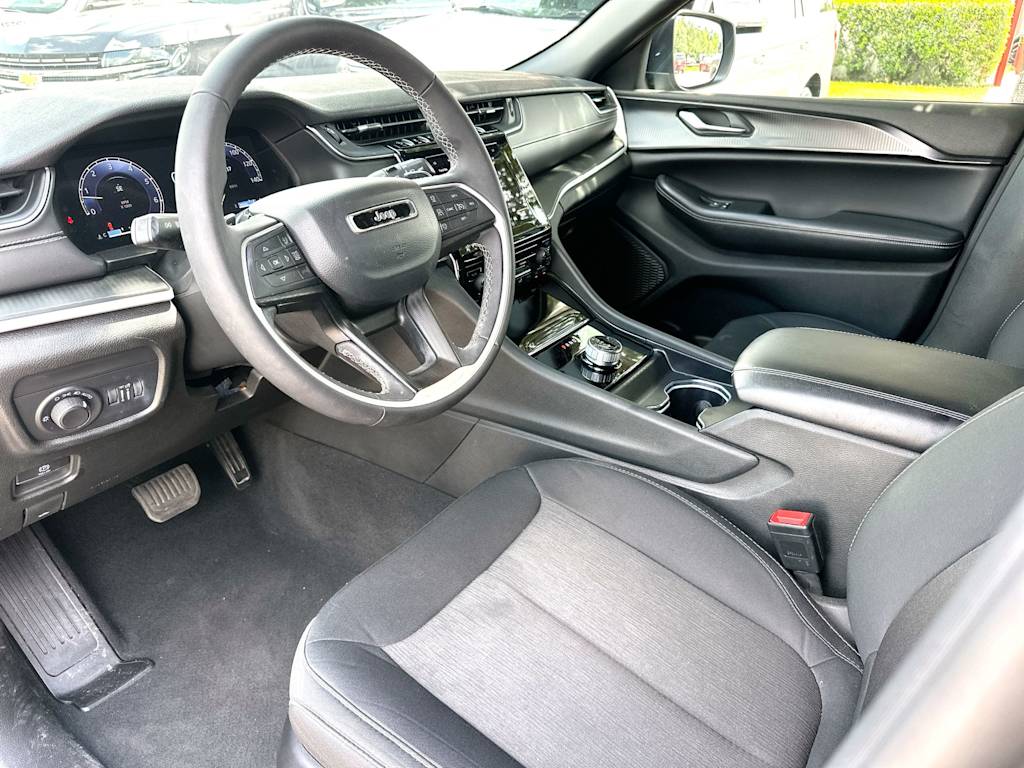 Thumbnail: 2024 Jeep Grand Cherokee - 2