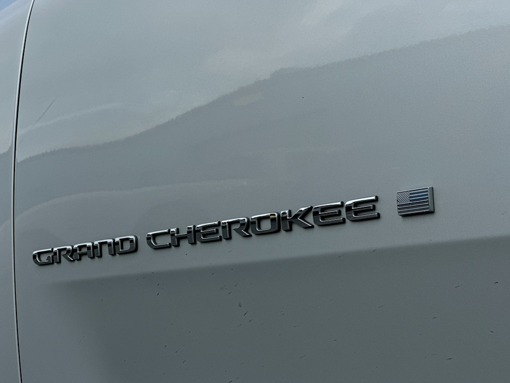 Thumbnail: 2023 Jeep Grand Cherokee - 7