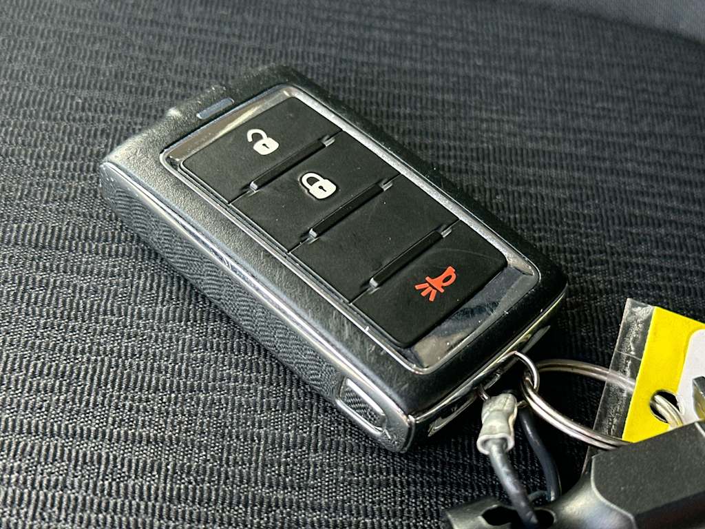 Thumbnail: 2023 Jeep Grand Cherokee - 15