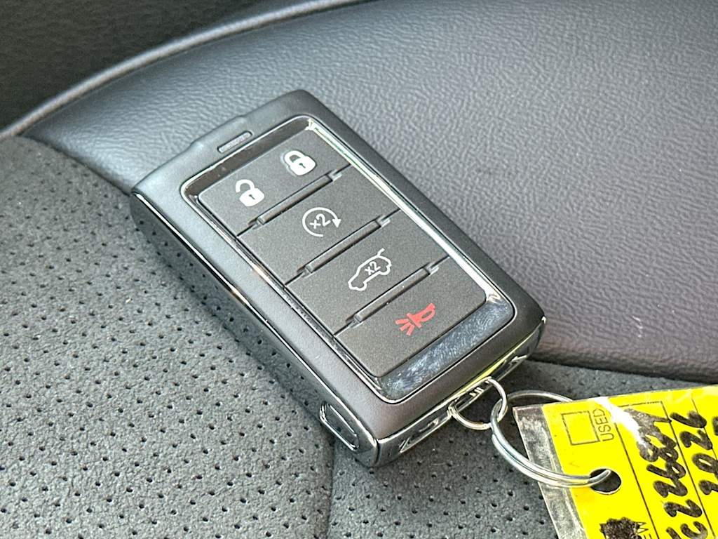 Thumbnail: 2026 Jeep Grand Cherokee - 15